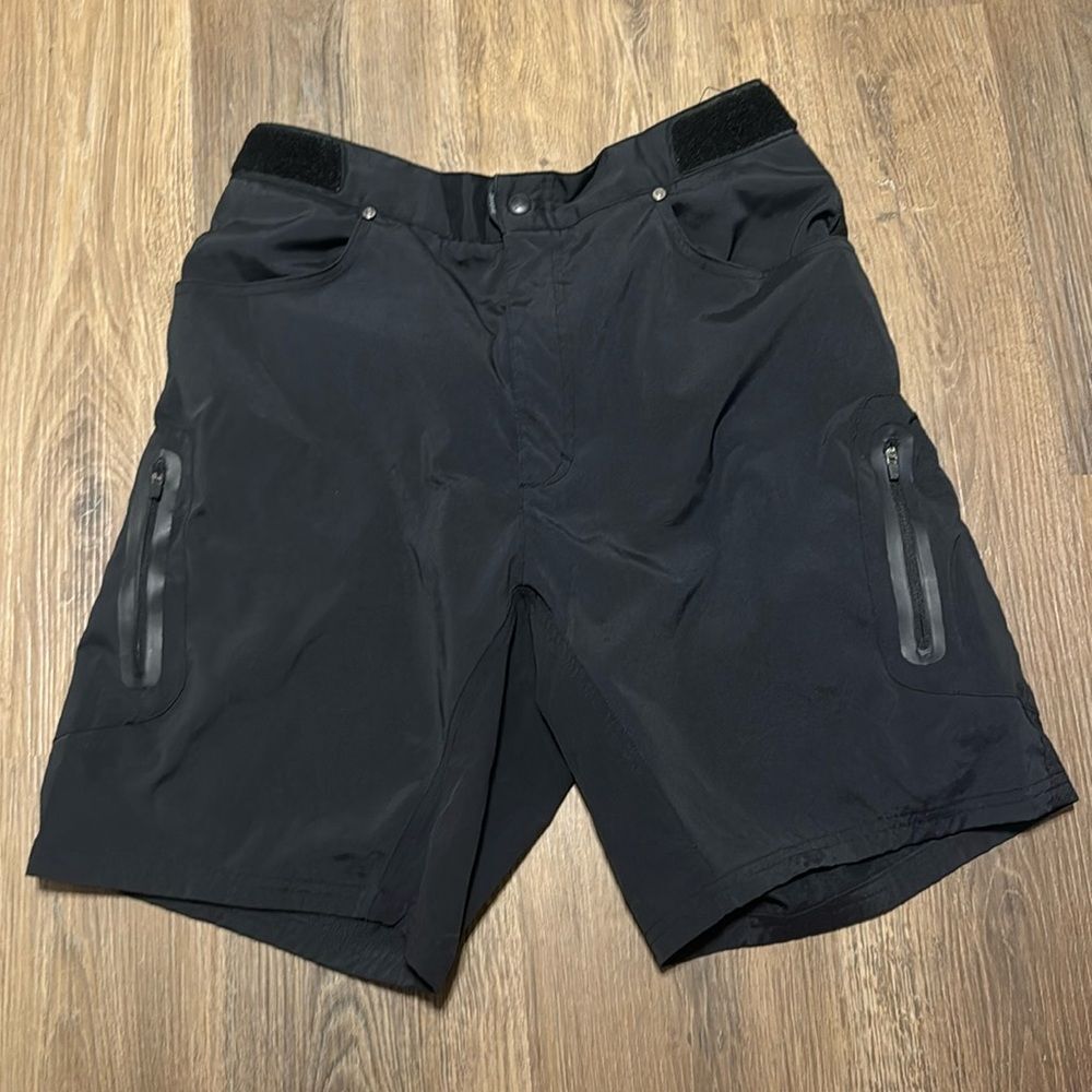 Zoic ether Shorts Mens XL Black Cycling Nylon Outdoor Stretch adjustable